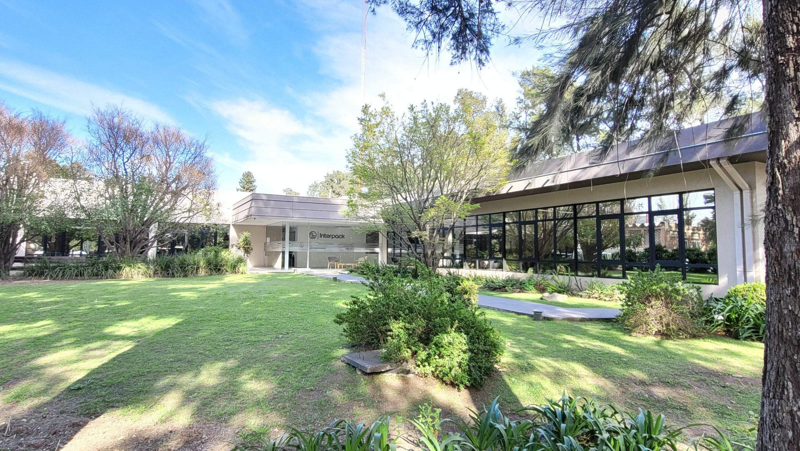 Interpack - san justo - oficinas